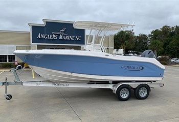 2026 Robalo R200 Steel Blue/White Boat